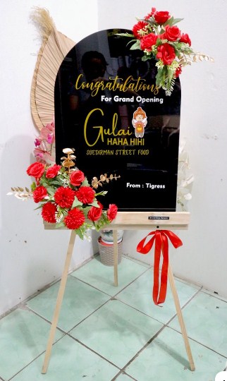 karangan bunga papan akrilik solo